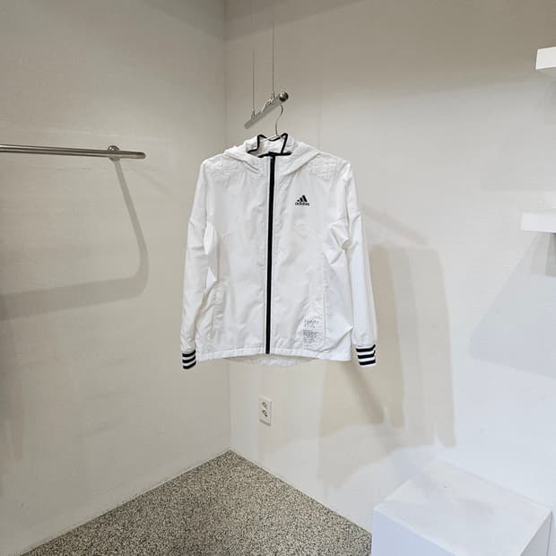 아디다스 TWENTY 4SVN 윈드브레이커 자켓