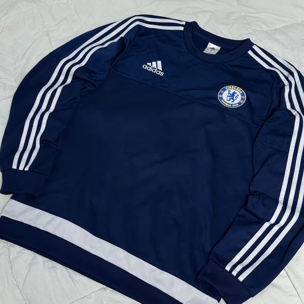 첼시 아디다스 웜업 맨투맨 미디움