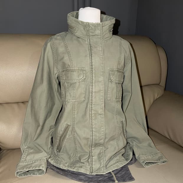 light khaki 2-pocket detail field jacket