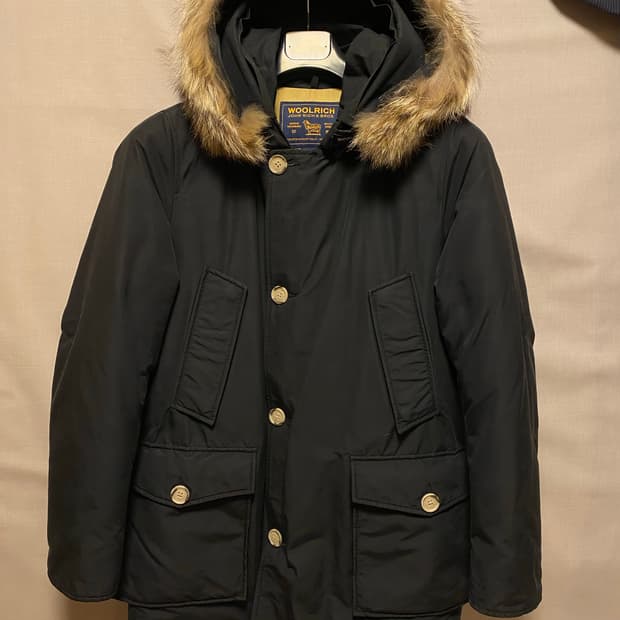 울리치 아크틱 파카 블랙 M (상태 좋음)