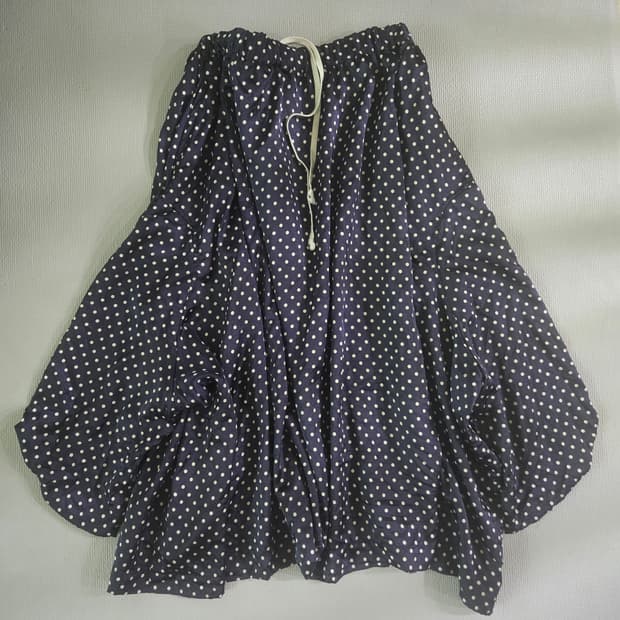 꼼데가르송 2019 도트 변형스커트 스몰