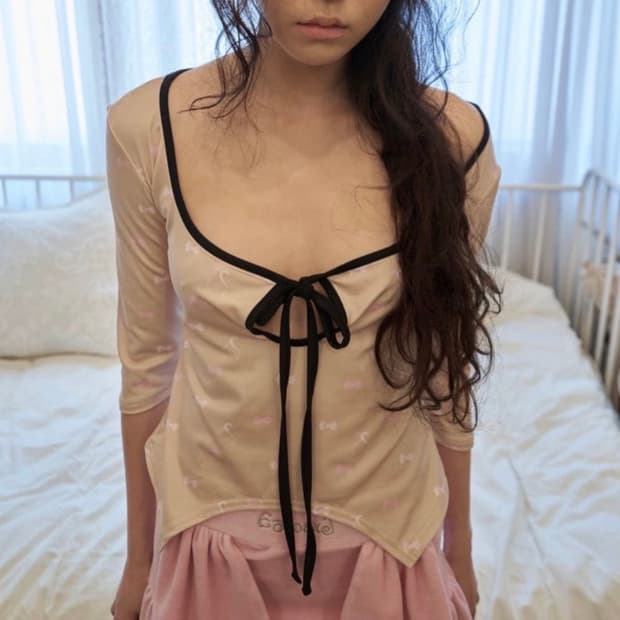 새상품) 카나제이 candy printing strap top 