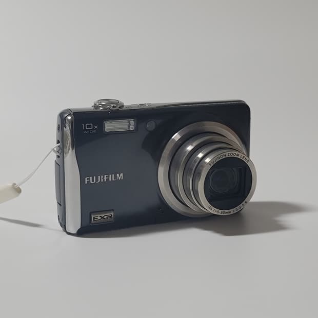 후지필름 파인픽스 f70exr 아일릿 하투하 디카
