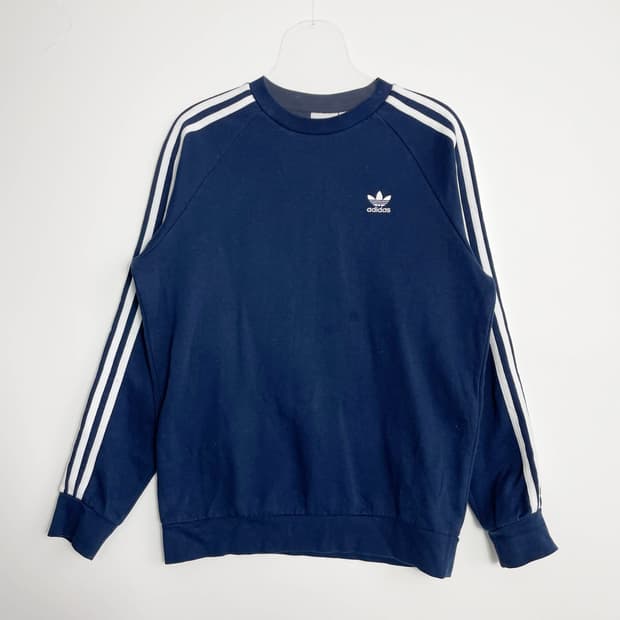 E2 아디다스 기모 맨투맨 M사이즈