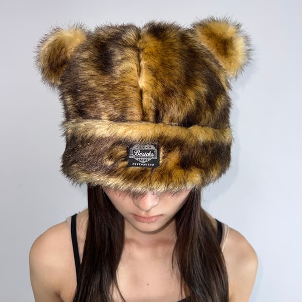 BASICKS X NUBIAN 익스클루시브 베어 비니