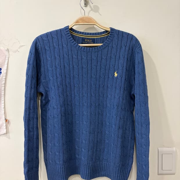 111. 폴로 꽈배기 니트