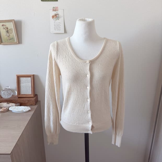 레스트로즈 아이보리 가디건