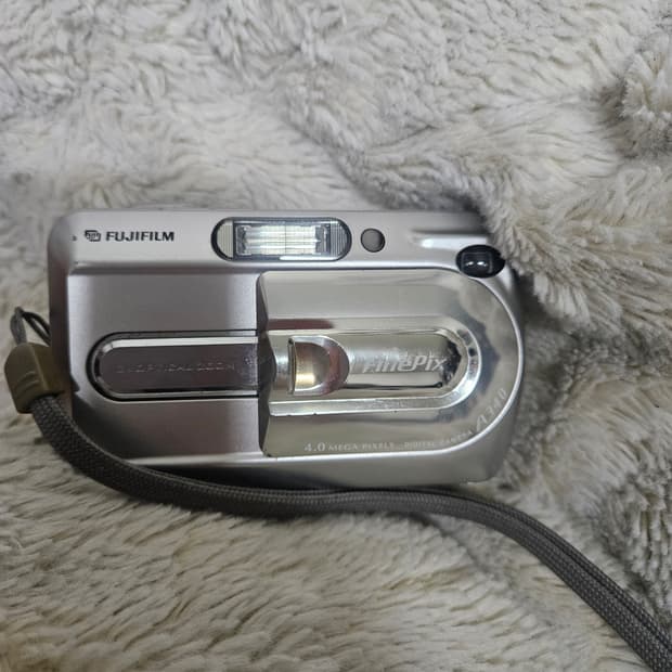 후지필름 FinePix A340 디지털카메라 레트로 디카