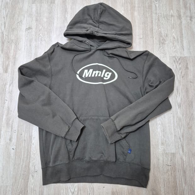 MMLG 엠엠엘지 에센셜 서클 후드티