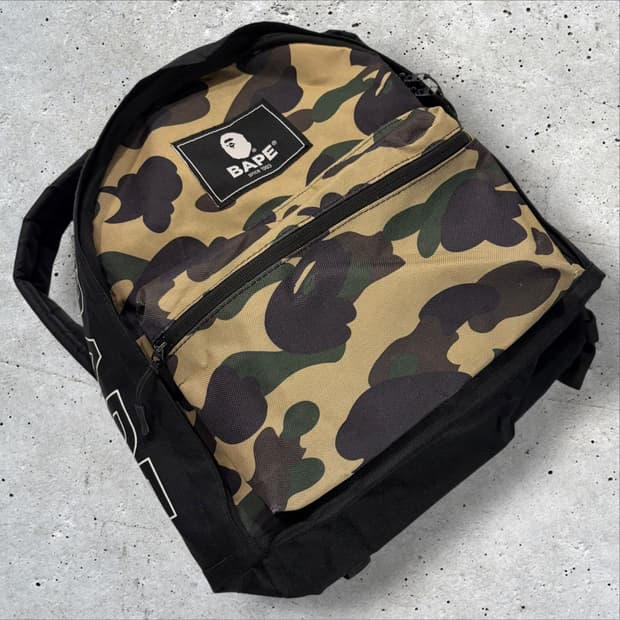 베이프 BAPE 카모플라쥬 부록 백팩