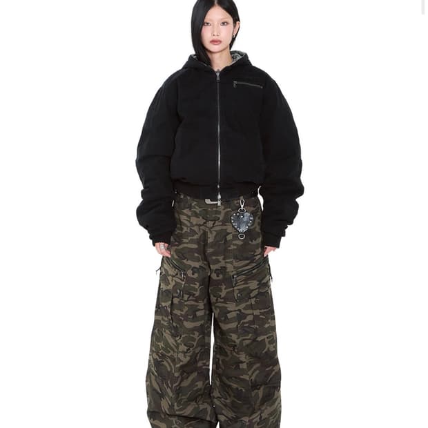 AAKAM 카모플라쥬 리버시블 후드 푸퍼 자켓