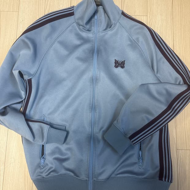 니들스 트랙자켓