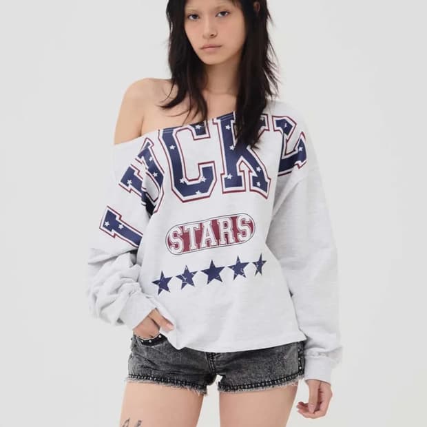 익스파이어드걸 럭키 스타 스웻셔츠