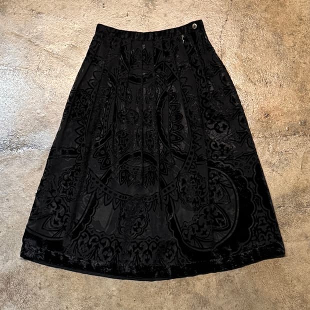25-26 ) HIROKO KOSHINO Patterned Skirt