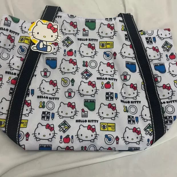 산리오 헬로키티 벌룬 토트백 숄더백 화이트 여행용 가방