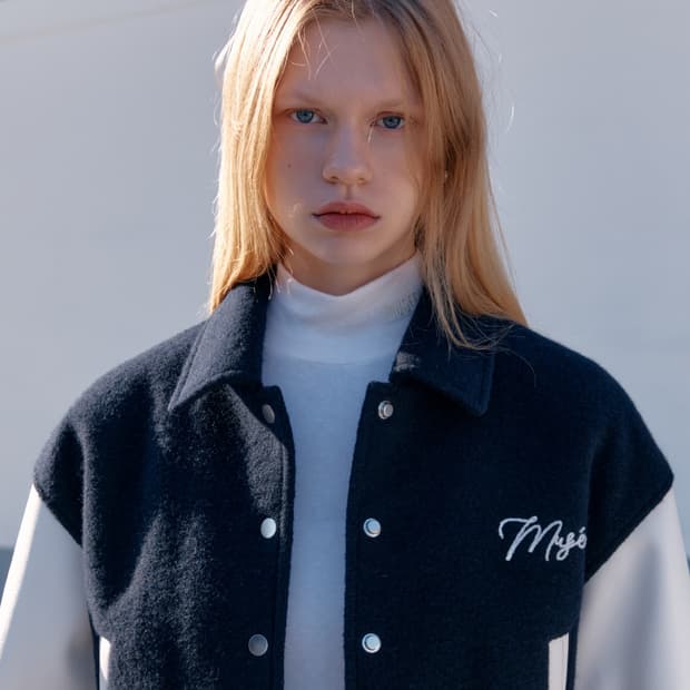 MUSEE 뮤제 로고 패치 울 바시티 패딩 봄버 재킷