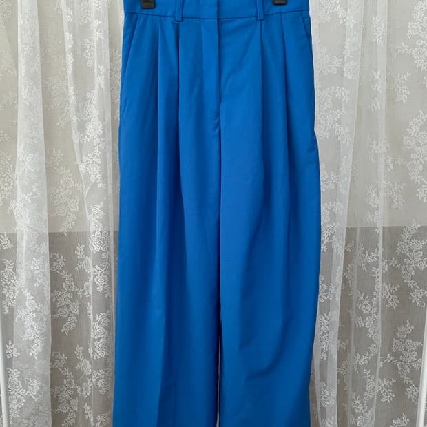 36) 코스 COS 와이드 레그 플리츠 트라우저 블루