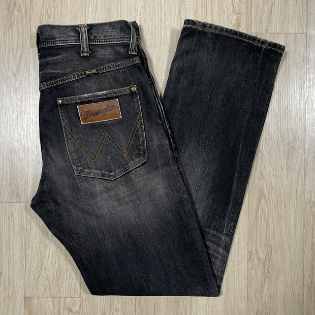 31) 랭글러 재팬 흑청 하드워싱 데님팬츠