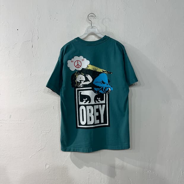 오베이 반팔티 M