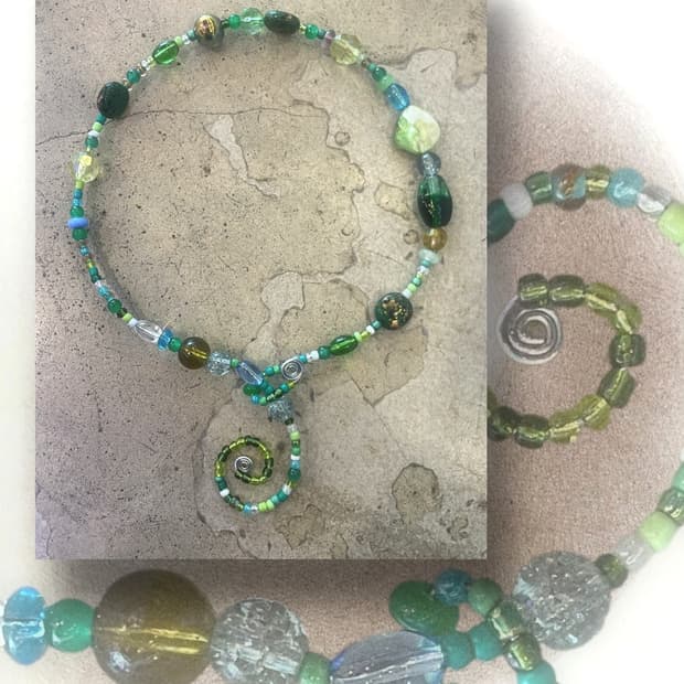 핸드메이드 비즈목걸이