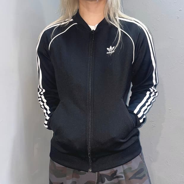 ADIDAS 로고 블랙 져지