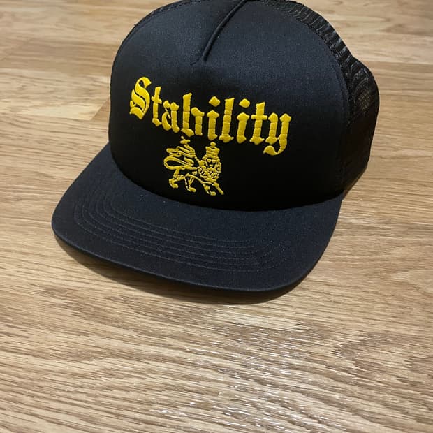 슈프림 스태빌리티 메쉬 트러커캡