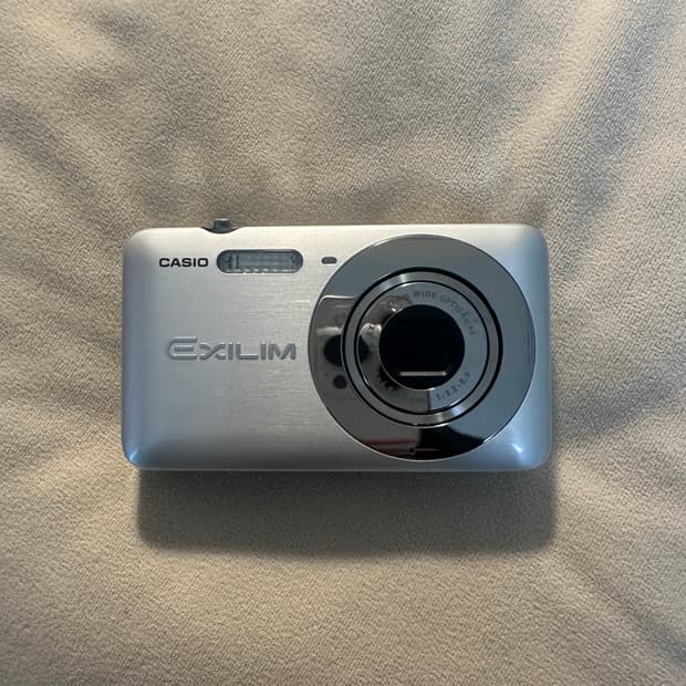 카시오 엑슬림 z800 디타/디지털카메라 