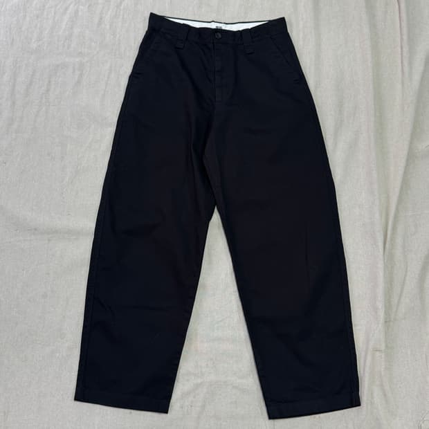 유니클로 U 르메르 블랙 치노팬츠 76