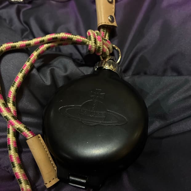 Vivienne Westwood 비비안 재떨이