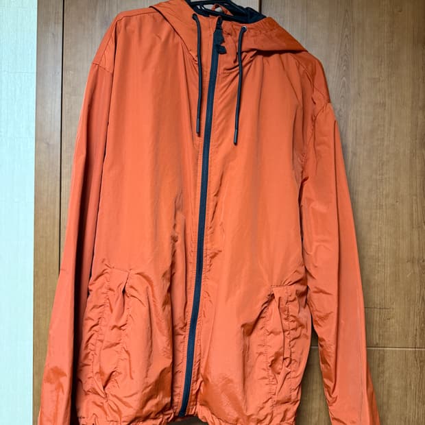H&M 오렌지 후드 바람막이