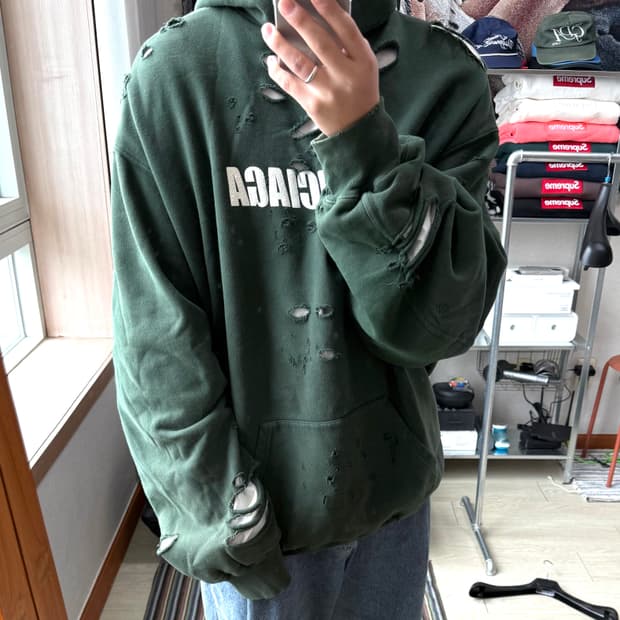 발렌시아가 디스트로이드 후드