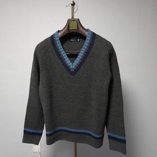 100 )  남성 와플 브이넥 니트