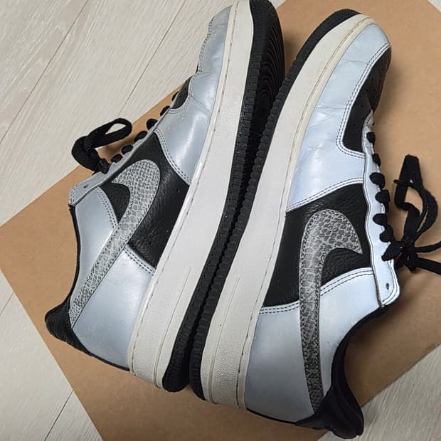 에어포스 실버 스네이크 285