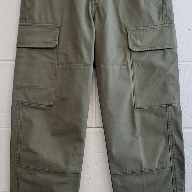 유니클로 코튼 카고팬츠(면카고팬츠) 판매