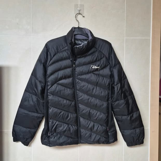 타이틀리스트 남성 패딩 100