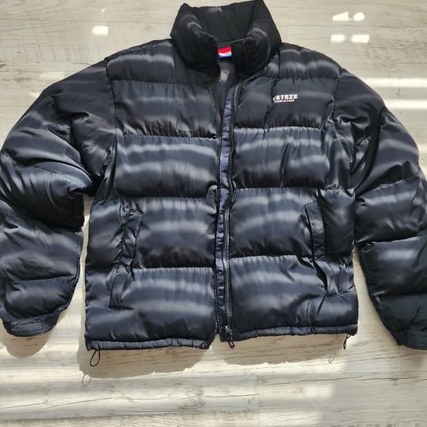 VETEZE 베테제 블랙 숏 패딩 팜. M(100)사이즈 베떼제 남녀공용