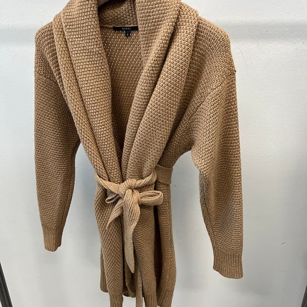 여) 구찌 카멜 와플 벨트가디건 