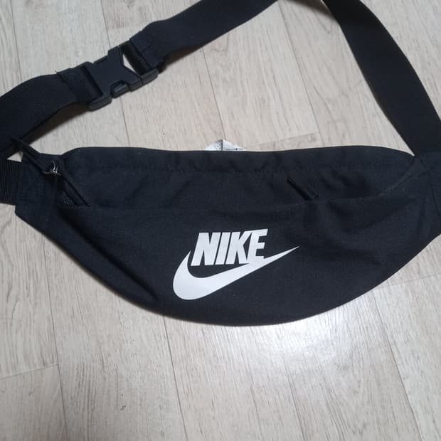 나이키 웨이스트백