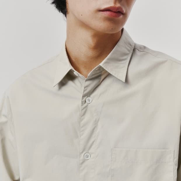 [L] 스티븐알란 타입라이터 에센셜 셔츠 (LIGHT OLIVE)