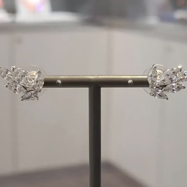 새제품)스와로브스키 루이종 귀걸이 정품