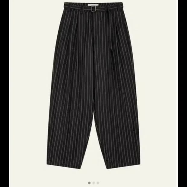 [2] 웨이비니스 벨티드 투턱 트라우저 차콜 스트라이프