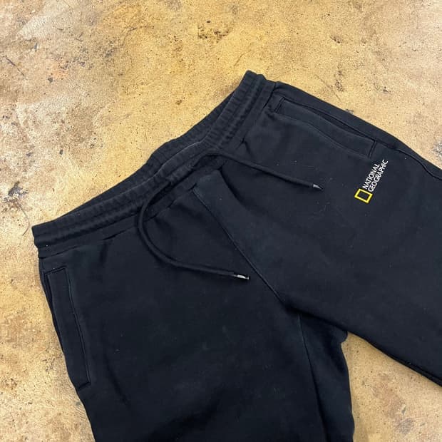 [정품] 내셔널지오그래픽 검정색 트레이닝 바지 b15