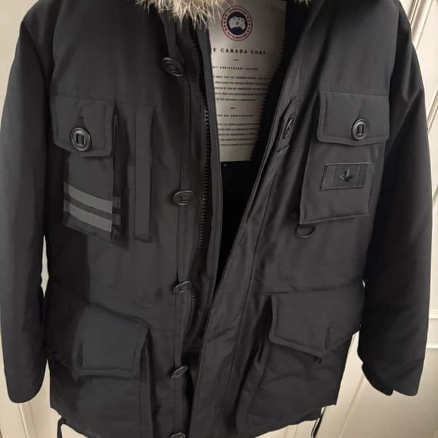 캐다다구스 코트 60주년 한정판