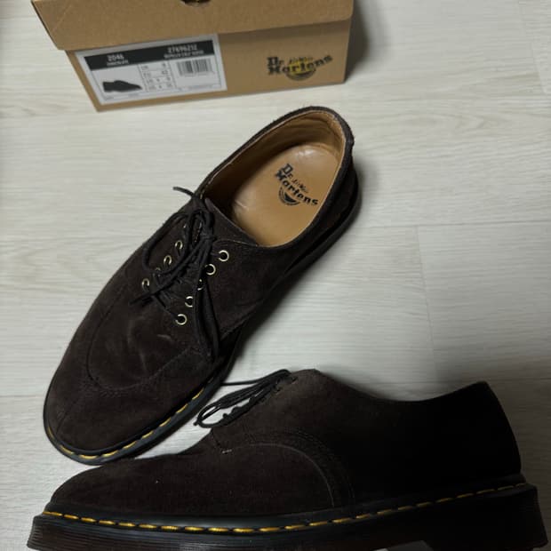 닥터마틴 2046 브라운 270