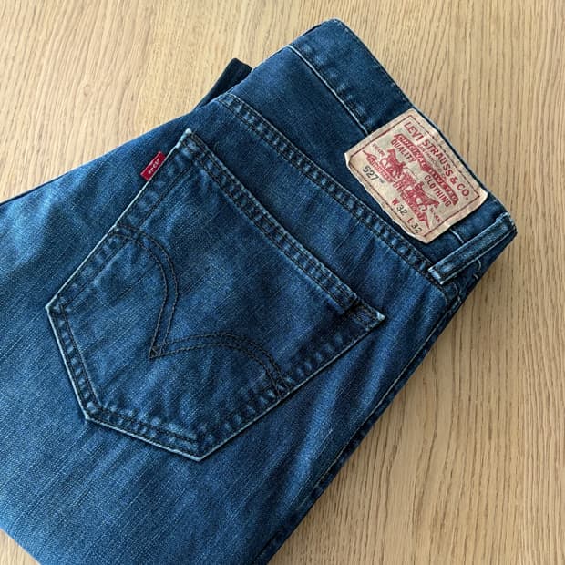  ▫️Levi's 527 Boot Cut Denim