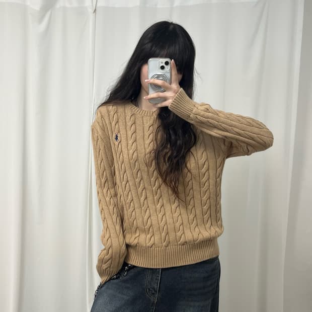 Polo beige cable knit