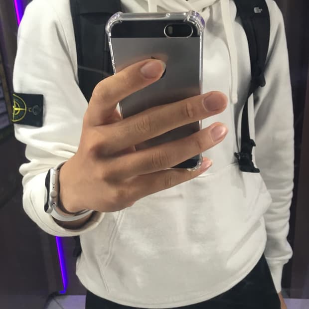 스톤아일랜드 후드티 화이트 M