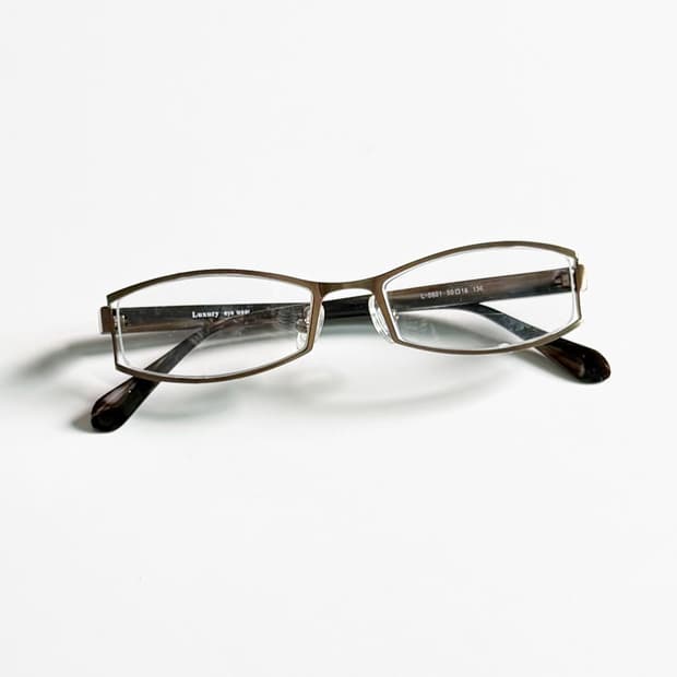 LUXURY EYEWEAR 브론즈 슬림 스퀘어 메탈 빈티지 안경