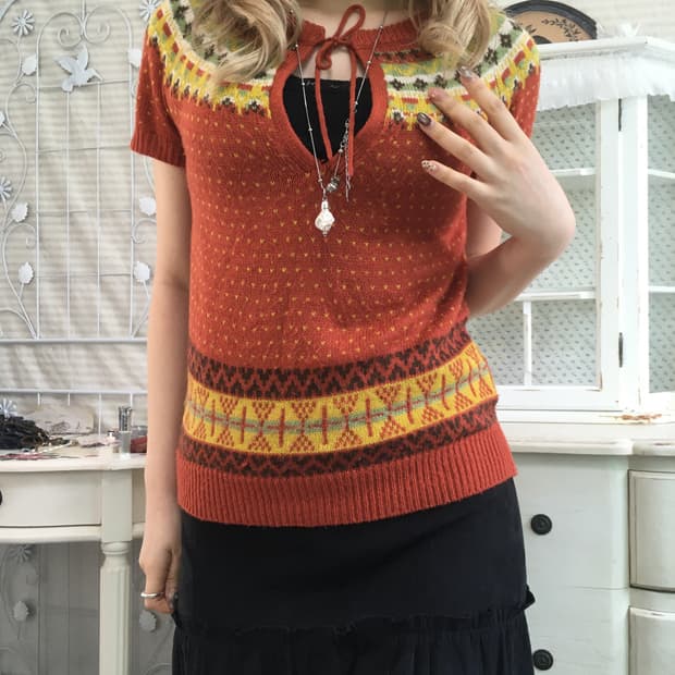 일본빈티지 오렌지 노르딕 하프 컷아웃 니트