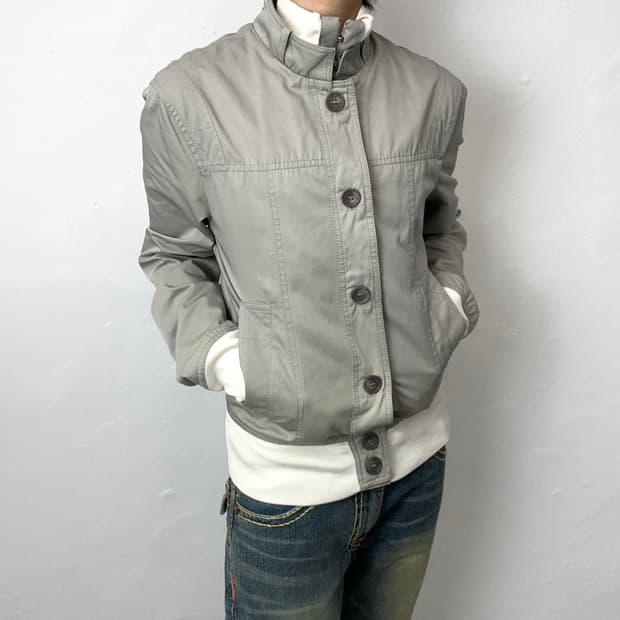 Dolce & Gabbana 2000s Buckle Neck Button